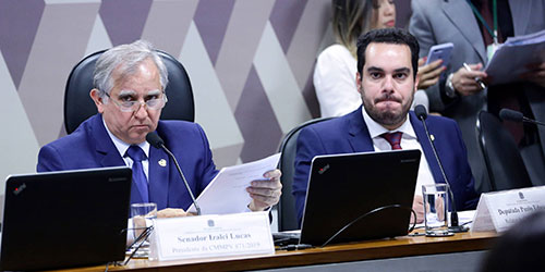 Trabalhadores ainda vão ter estabilidade e FGTS